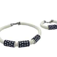 Lade das Bild in den Galerie-Viewer, Necklace and Bracelet Set