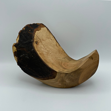 Lade das Bild in den Galerie-Viewer, Wooden Bird Sculpture