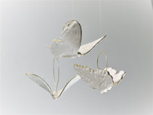 Charger l'image dans la galerie, Porcelain Butterfly Ornament