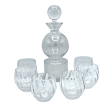 Lade das Bild in den Galerie-Viewer, Crystal Whisky Decanter with 6 Glasses Set