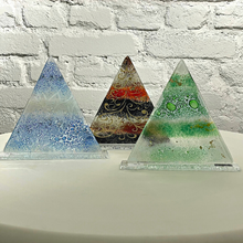 Load image into Gallery viewer, Glass Christmas Tree