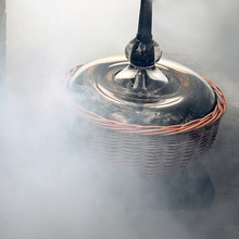 Charger l'image dans la galerie, Large "Braided" Glass Vase