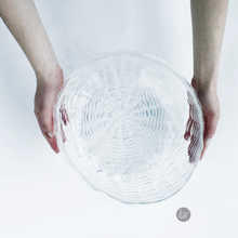 Charger l'image dans la galerie, Flat "Braided" Glass Bowl