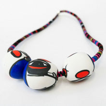 Load image into Gallery viewer, Kissing Necklace